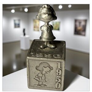 Hallmark Peanuts Gallery Lucy Pewter Figurine Five Decades of Lucy 1990 Schulz​